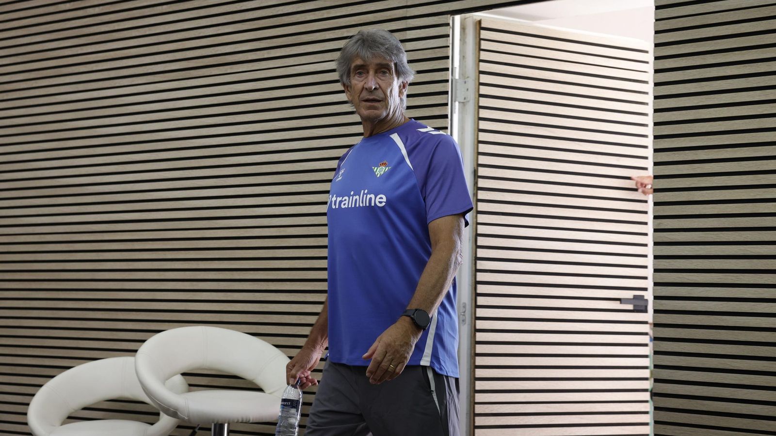 Manuel Pellegrini, en la sala de prensa de la ciudad deportiva.