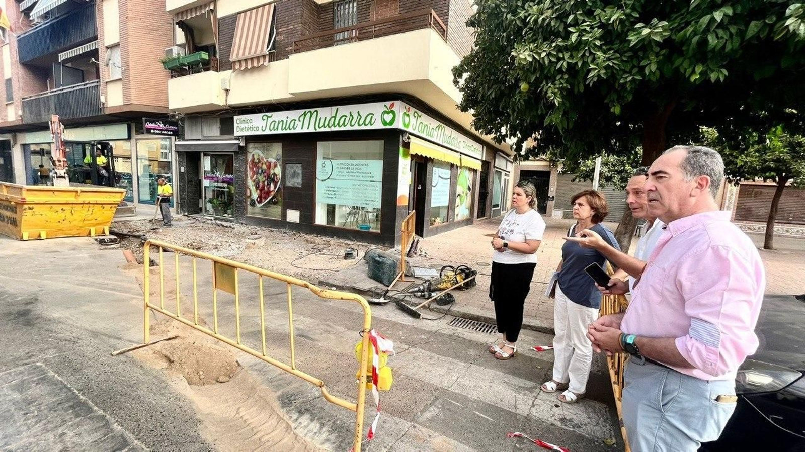Antonio Álvarez visita las obras. Antonio Álvarez visita las obras.