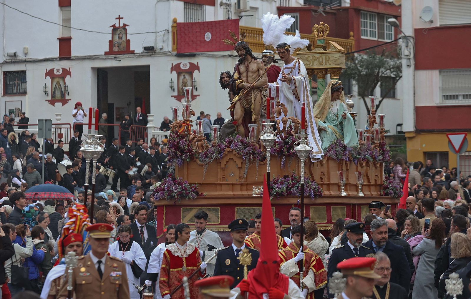 Fotos del Miércoles Santo en Algeciras: Ecce Homo y Buena Muerte