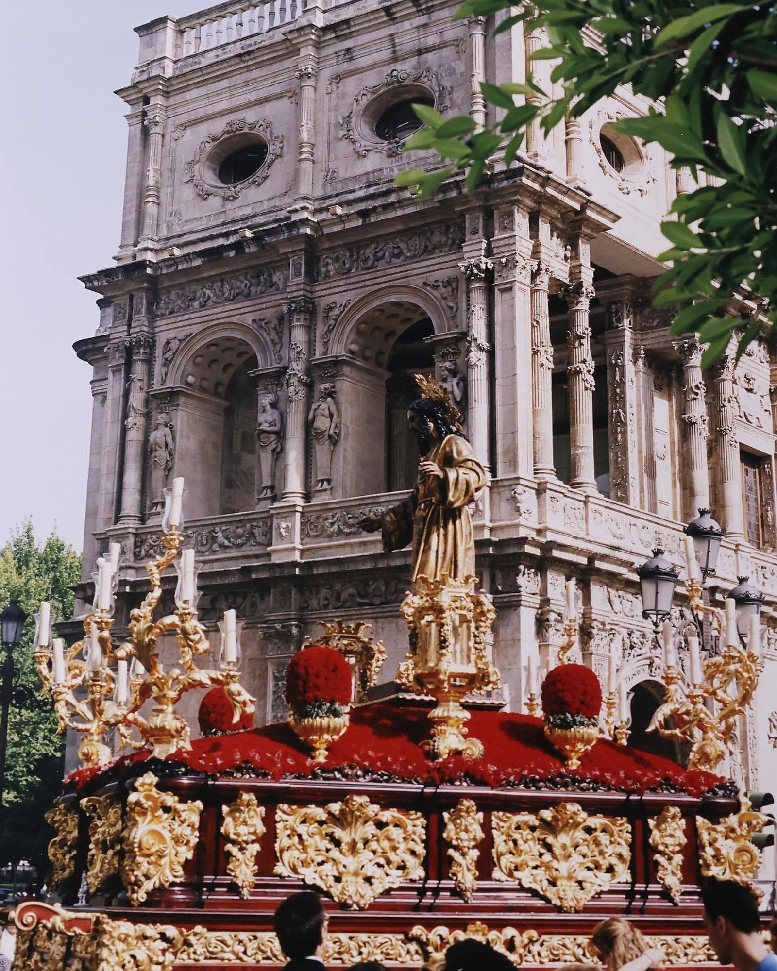 El Sagrado Corazón cuando fue a la Catedral en 1998, hace veinticinco años