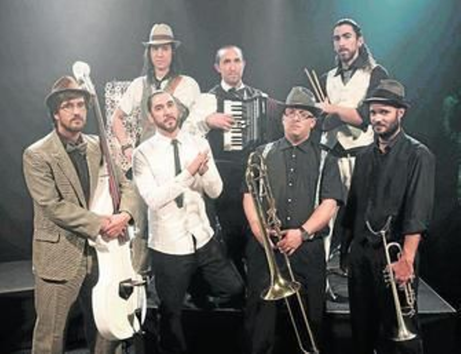 La banda granadina SonDeNadie, al completo.