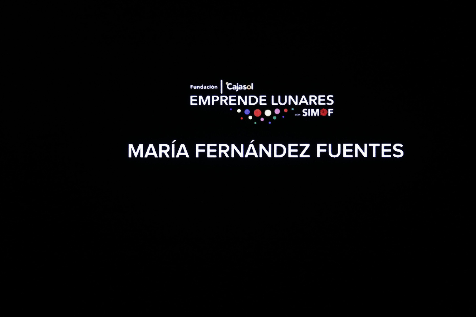 Fotos emprende lunares