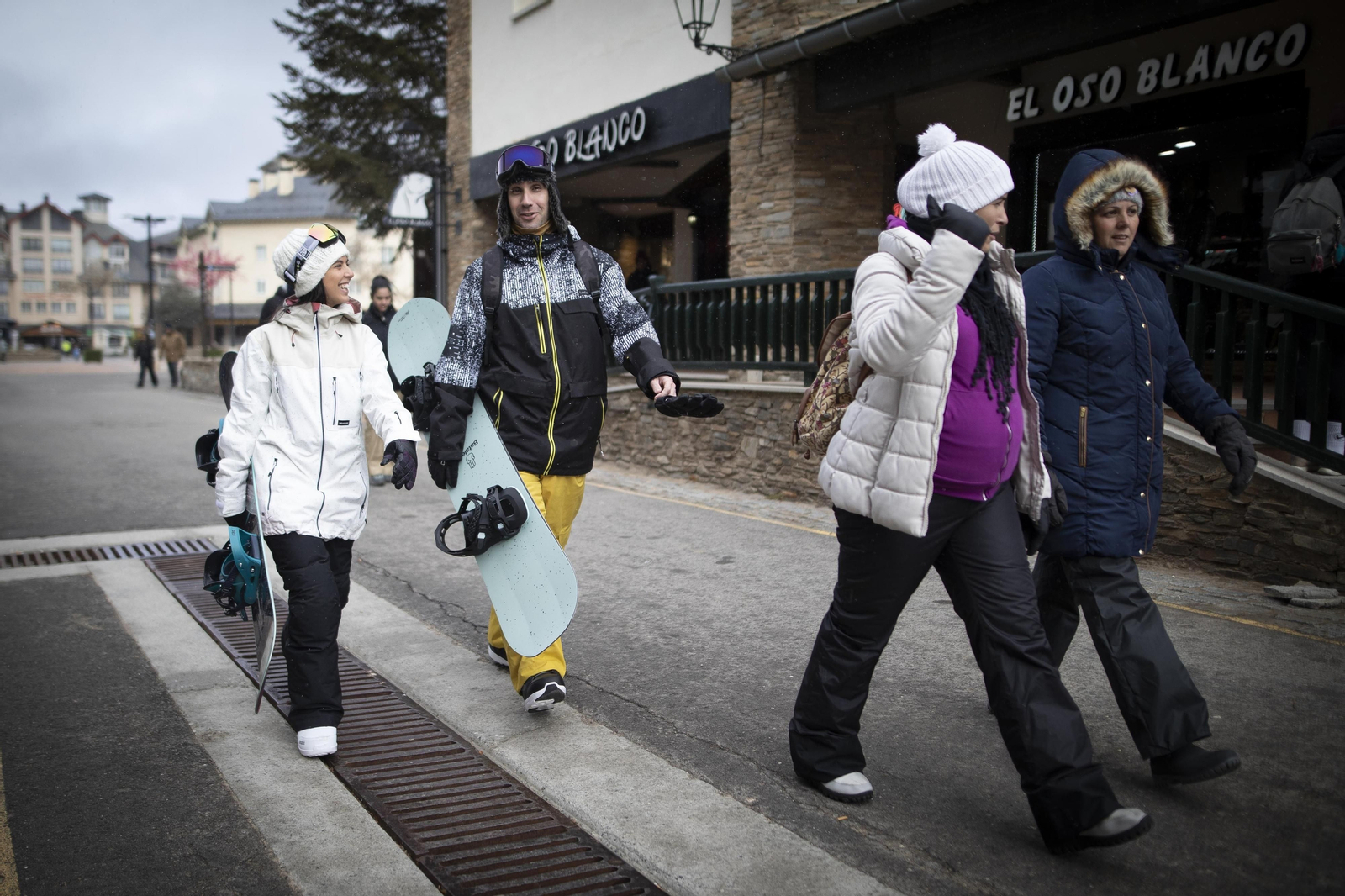 Fotos: así ha sido el inicio de la temporada de esquí en Sierra Nevada