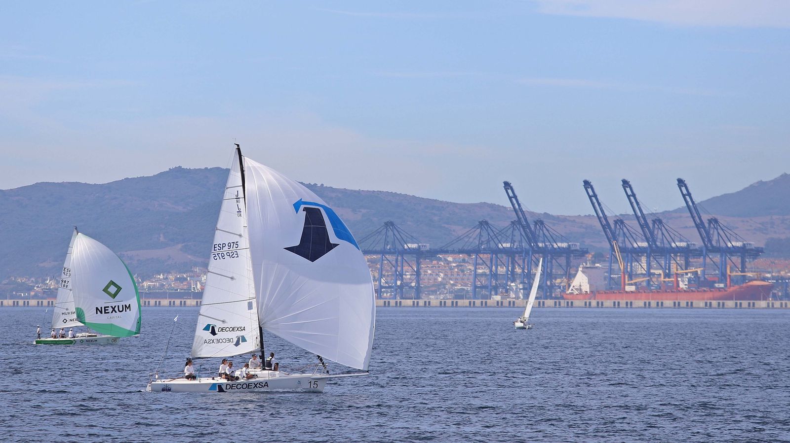 Fotos de la jornada del domingo en el XV Campeonato de España de J80 en La Línea