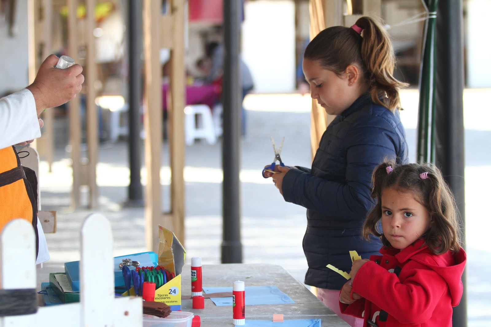 Imágenes del día de puertas abiertas en el muelle de las Carabelas