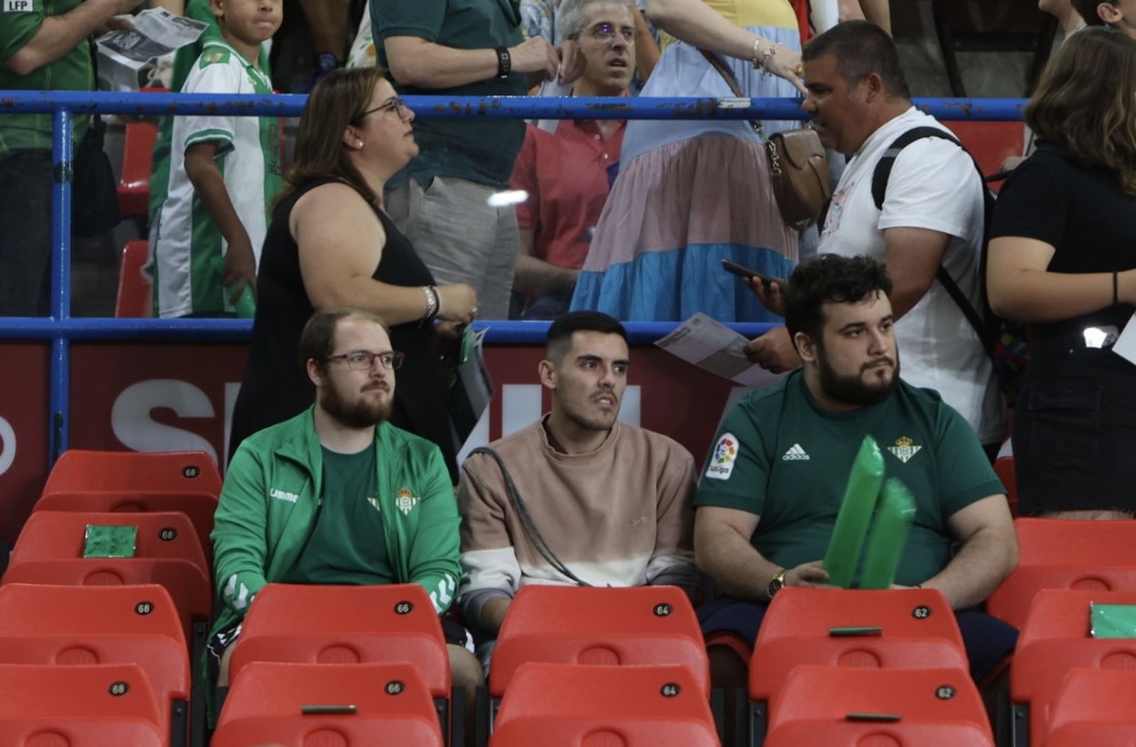 Búscate en el o Betis Granada de baloncesto