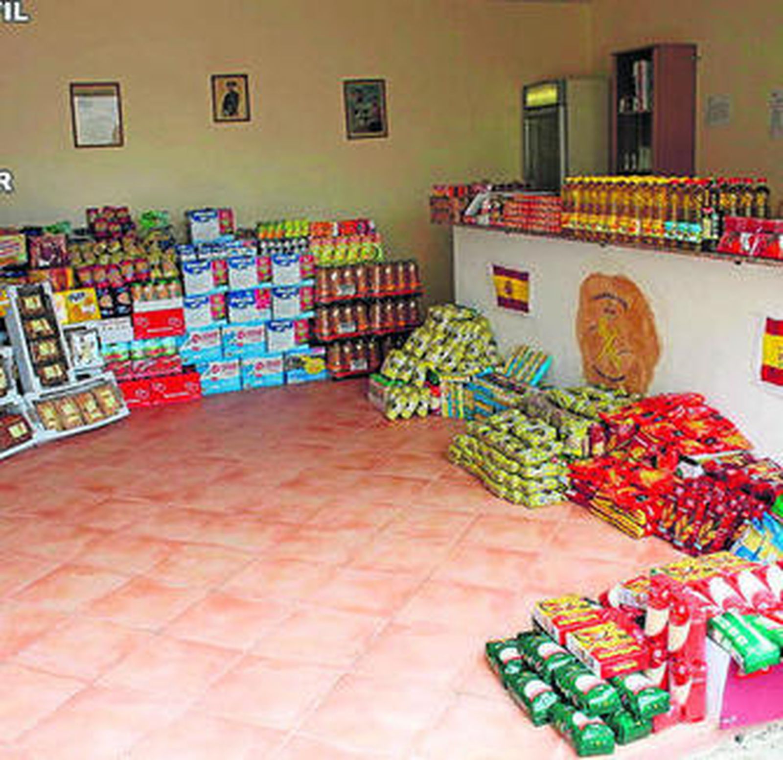 En la imagen, los alimentos recolectados con motivo del Pilar.