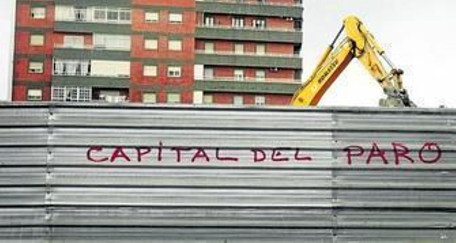 Pintada en una obra de la ciudad.