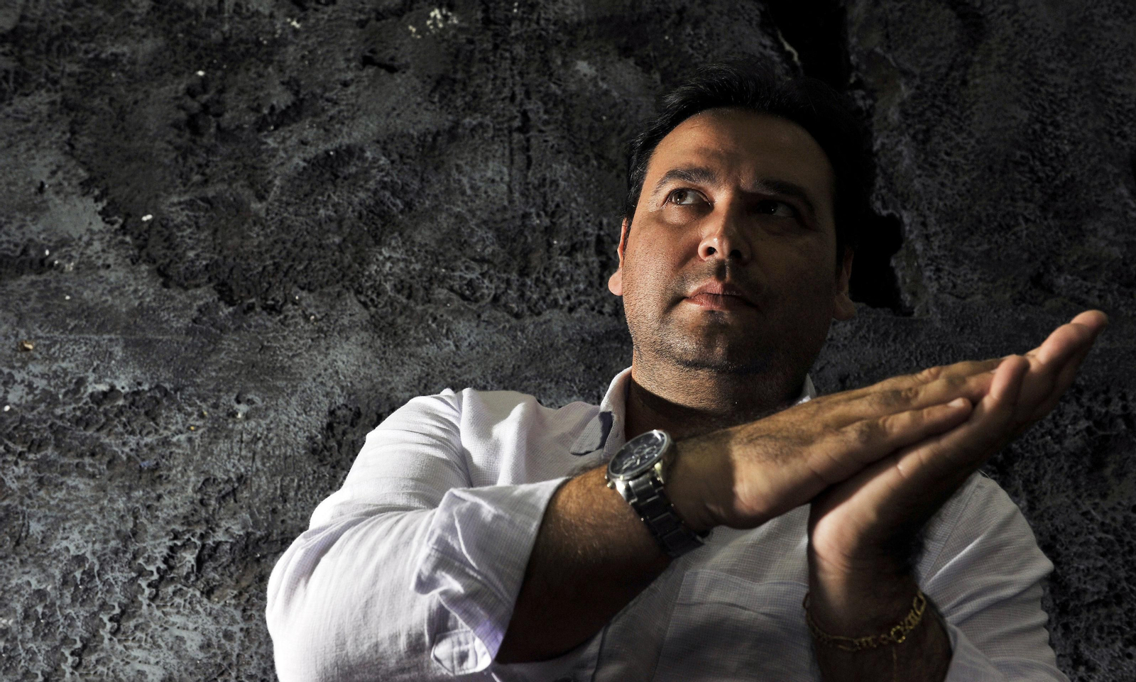 El cantaor José Valencia estrena hoy en su ciudad su nuevo trabajo.