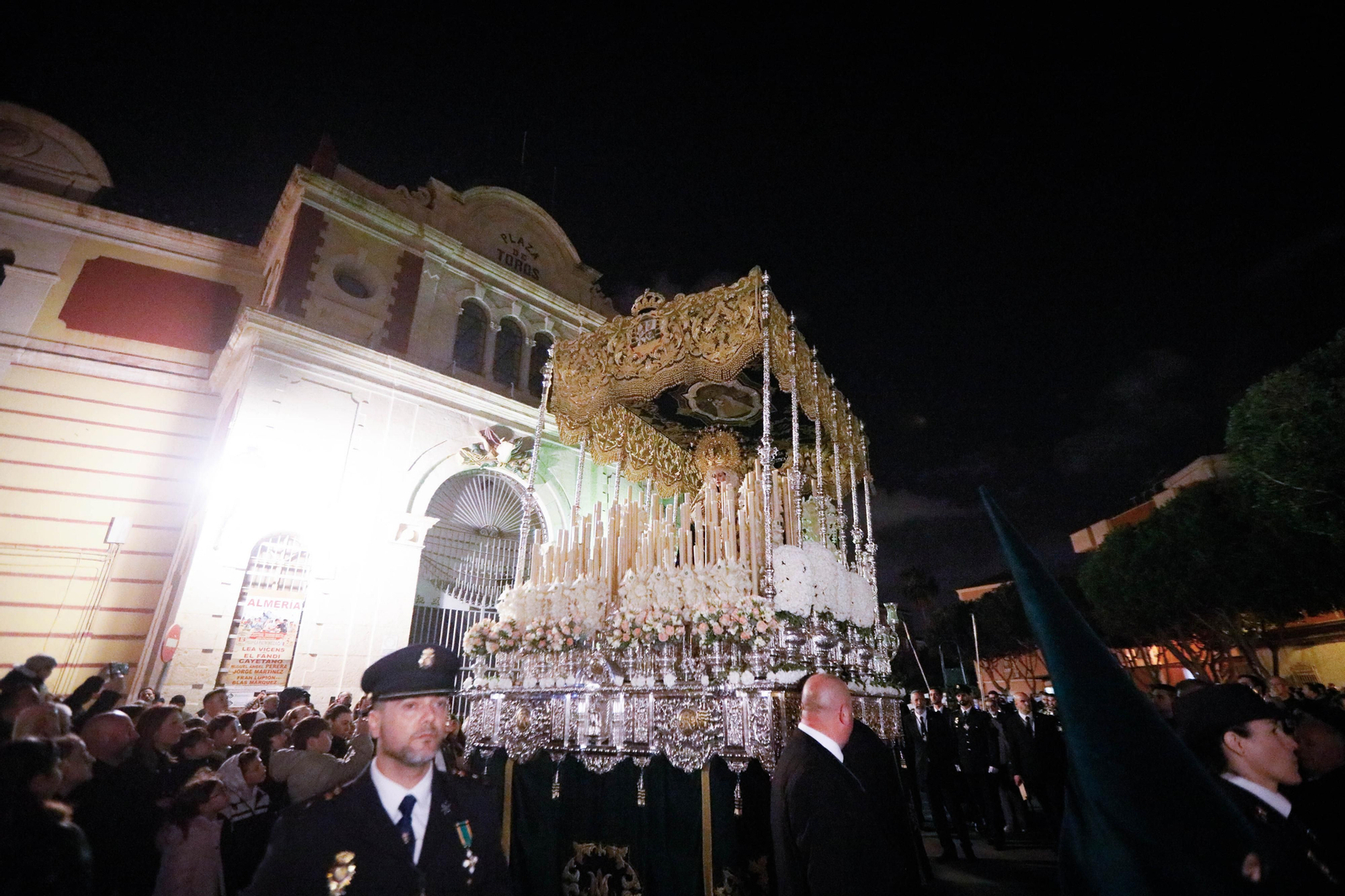 Las mejores fotos de la procesión de La Macarena en Almería