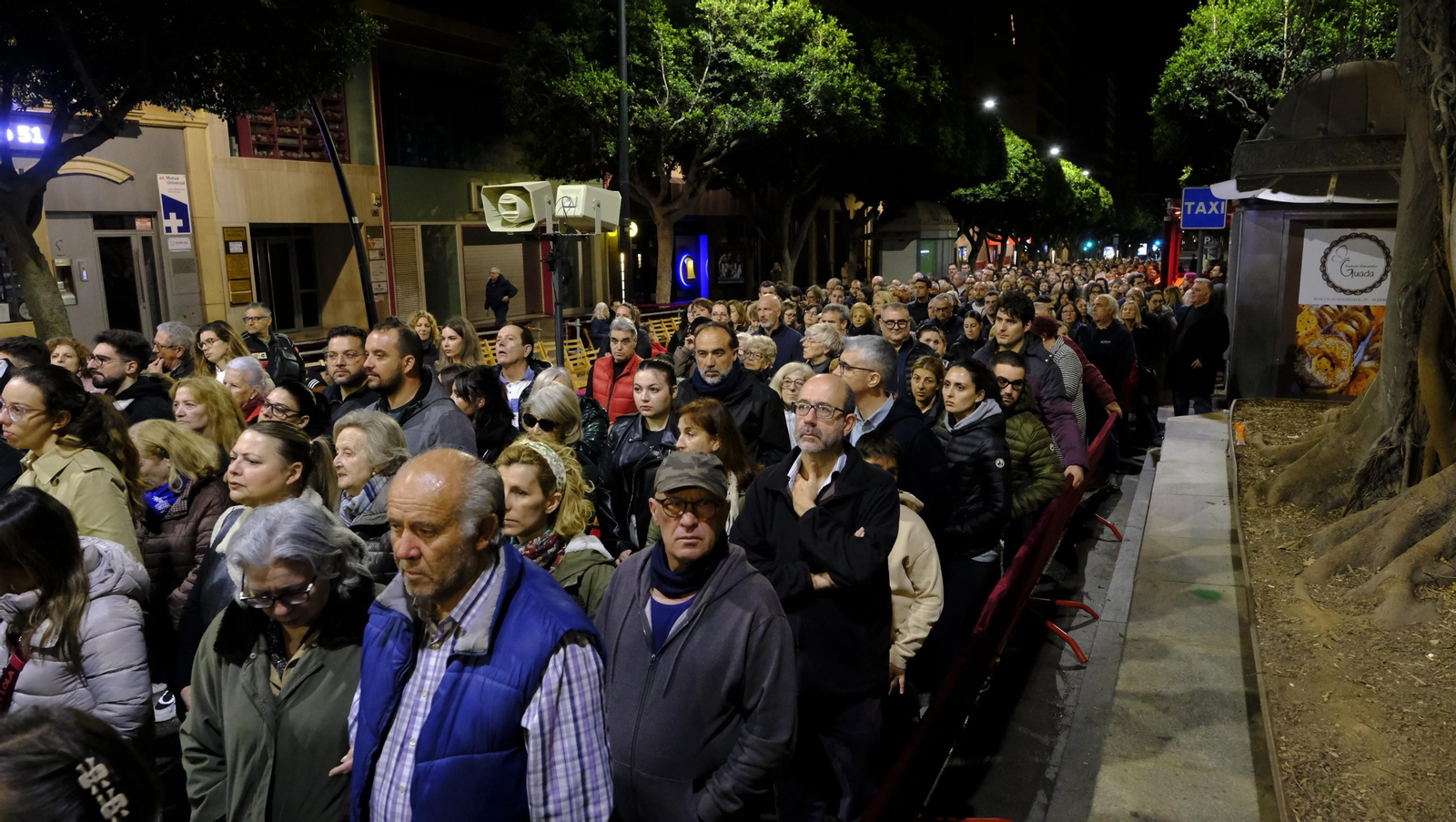 Las imágenes del Vía Crucis del Cristo de la Escucha