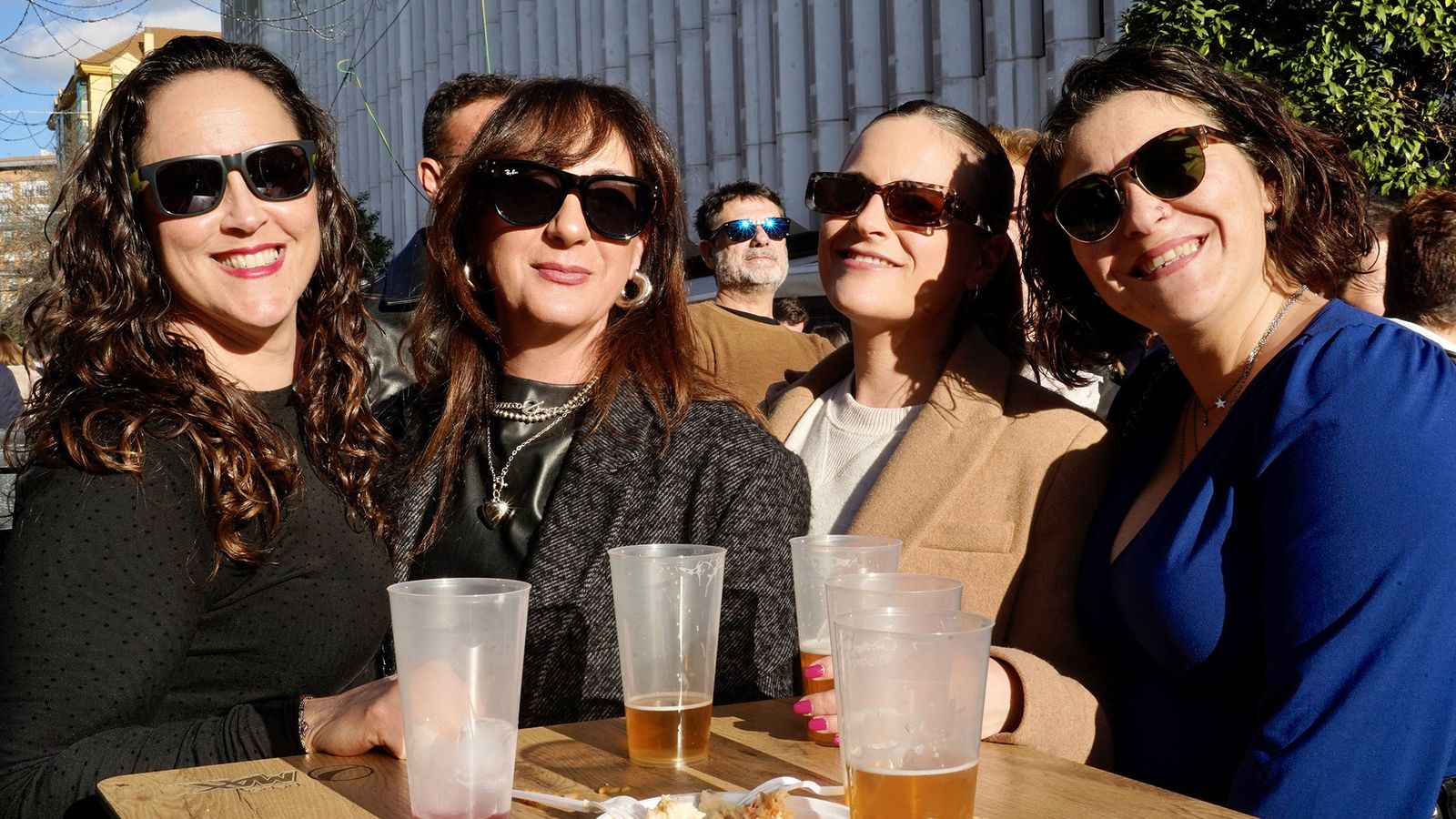 Encuéntrate en la galería del tardeo del sábado en San Sebastián 2025 en Huelva