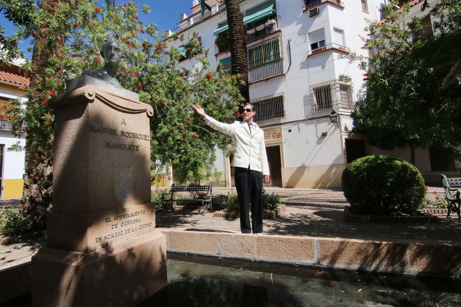 Paseando con Manolete