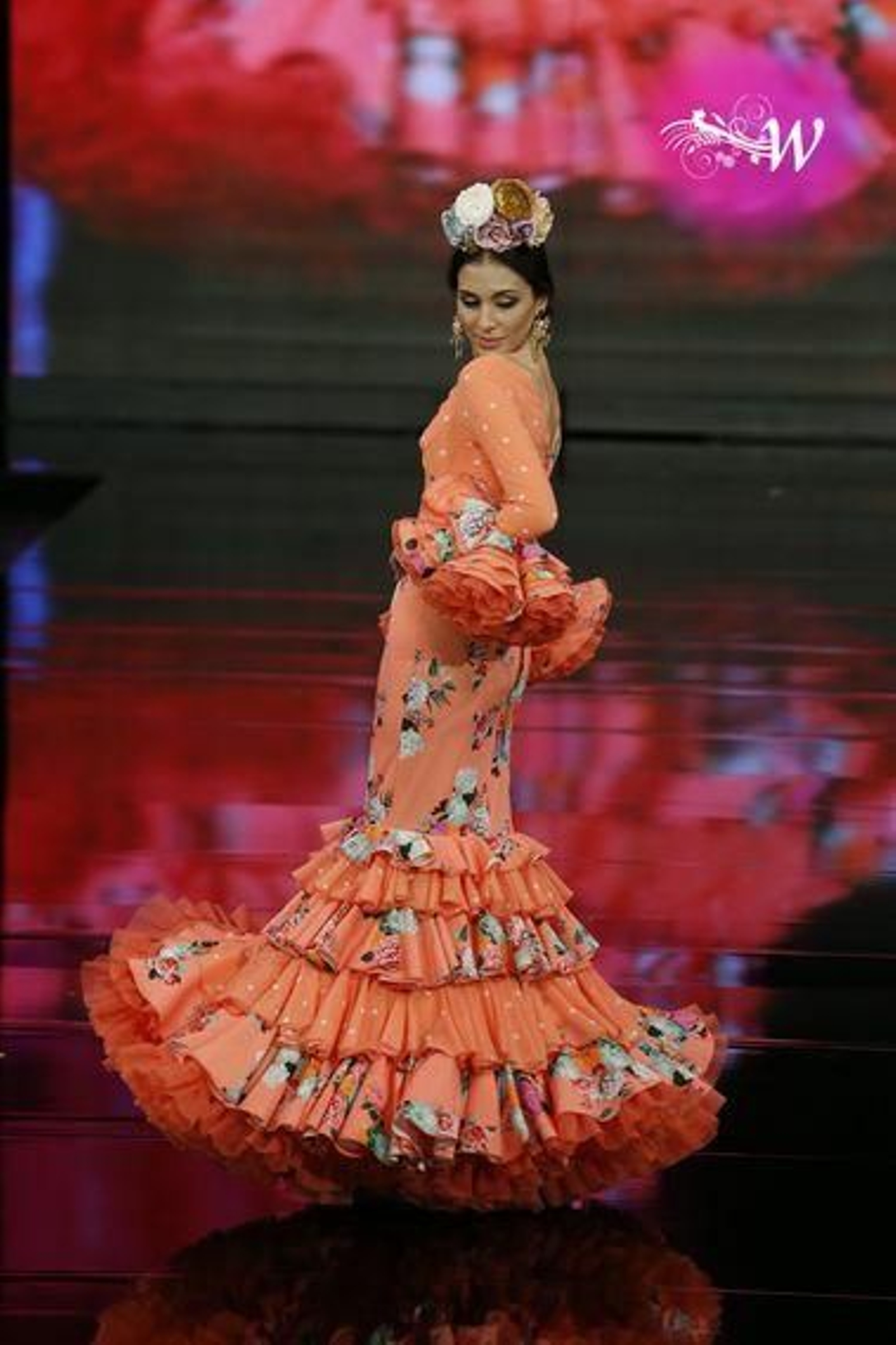 Carmen Raimundo presenta su colección de flamenca en SIMOF 2020, todas las fotos