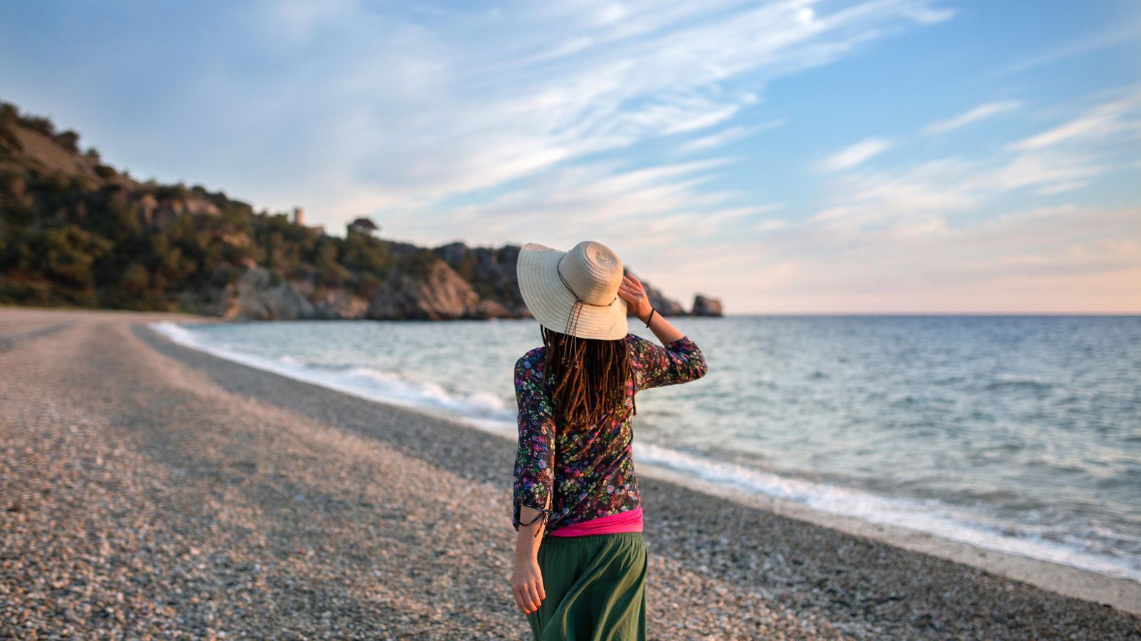 Los viajeros extranjeros tendrán que limitar sus salidas durante la cuarentena.