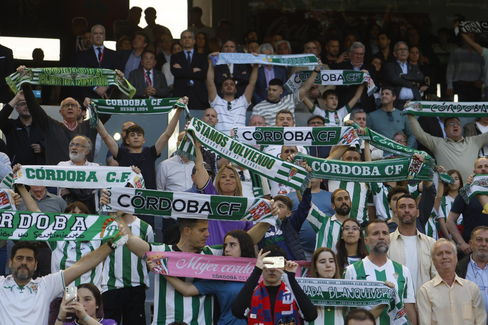 Las mejores fotos del gran ambiente en el Córdoba CF - Levante