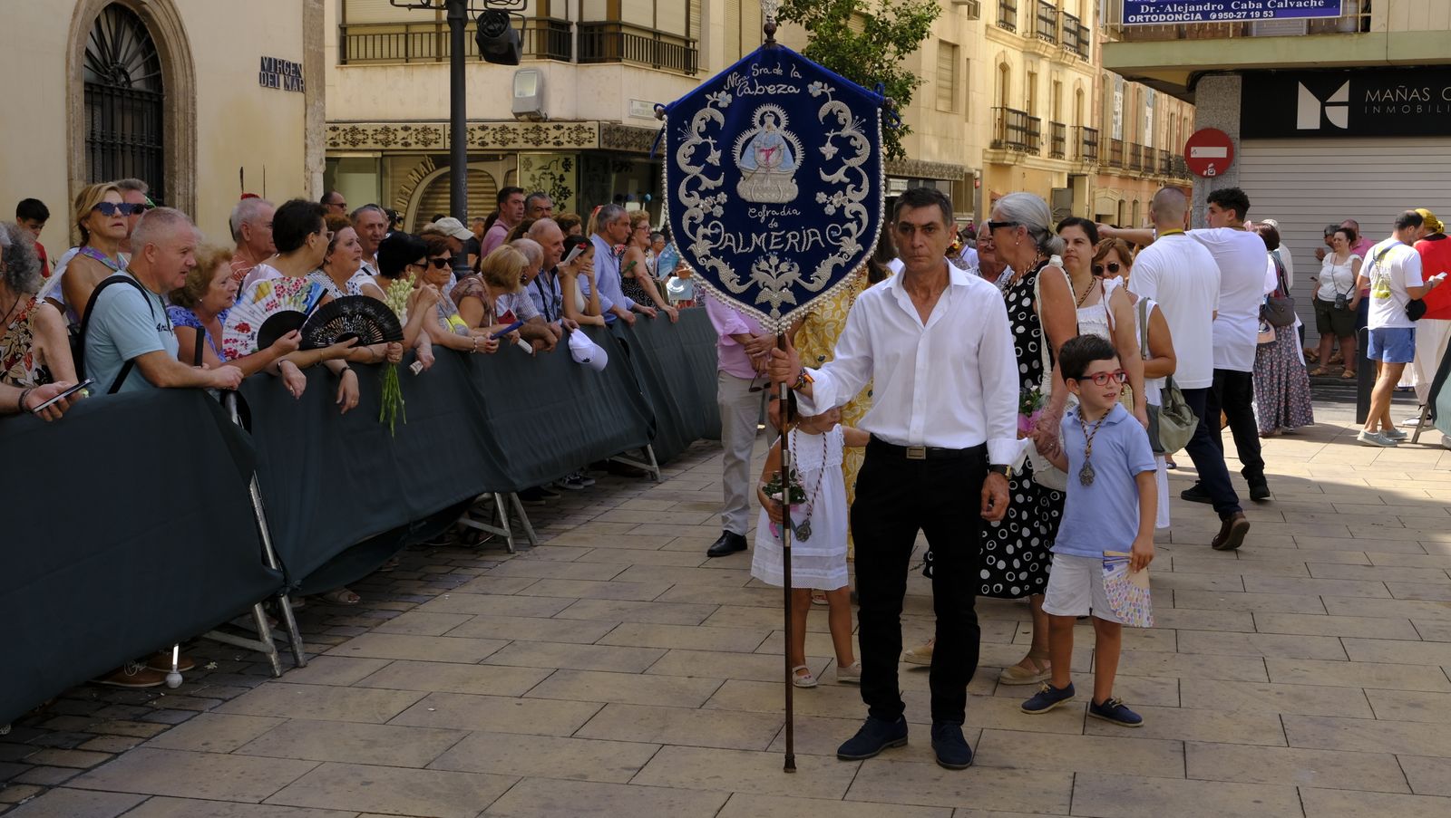 La ofrenda a la Virgen del Mar en imágenes