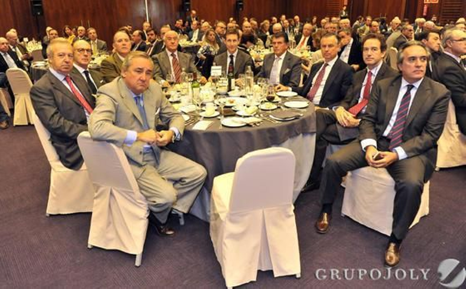 Carlos Núñez, Alfonso Barón, Luis Mª González, Luis Miguel Rufino, Ramón Valencia, Luis Sánchez, Juan Álvarez, Juan de Pablo-Romero, Felipe Medina y Ramón Ybarra.

Foto: Belén Vargas/ Juan Carlos Vázquez