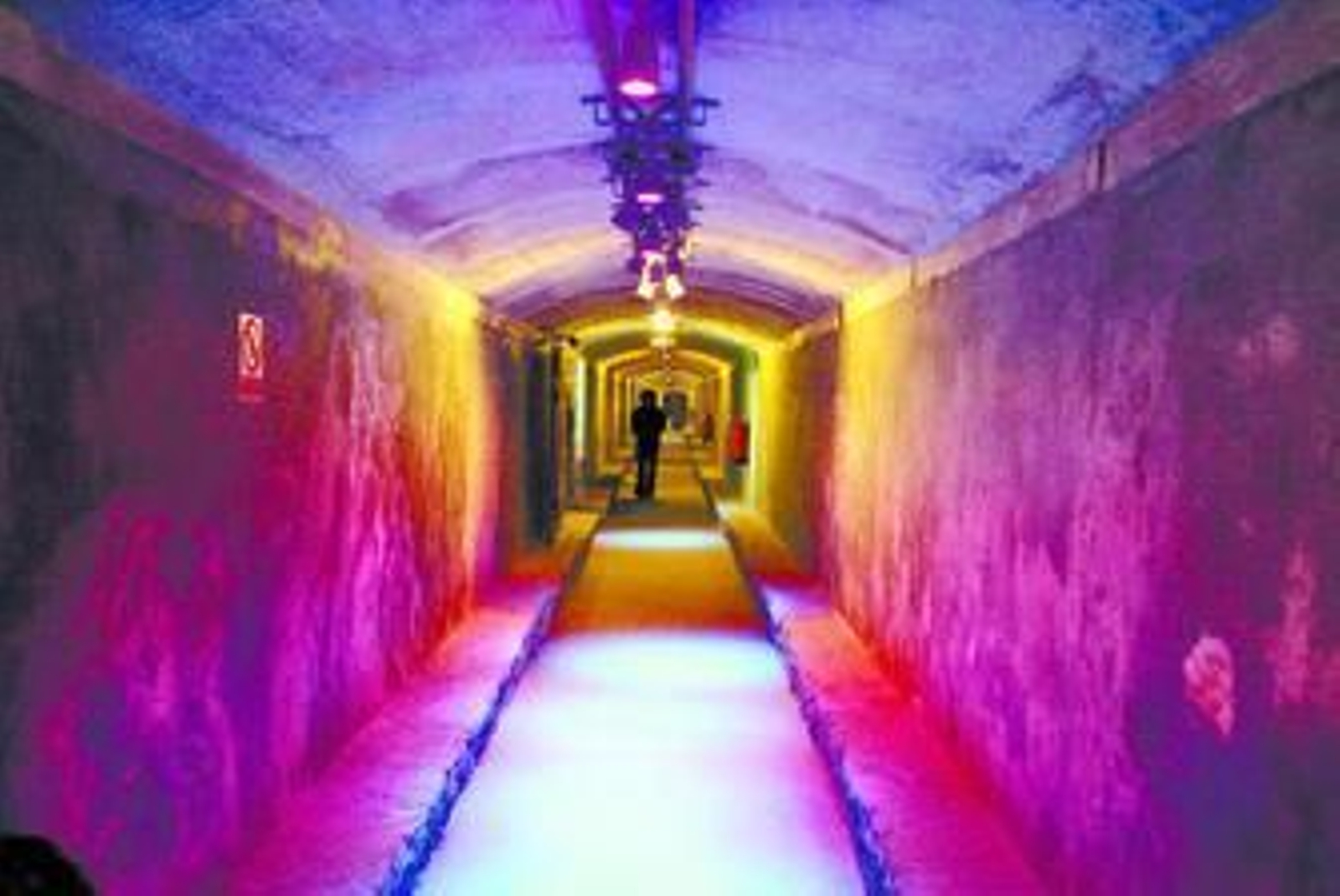 Paseo subterráneo a través de los refugios de la Guerra Civil