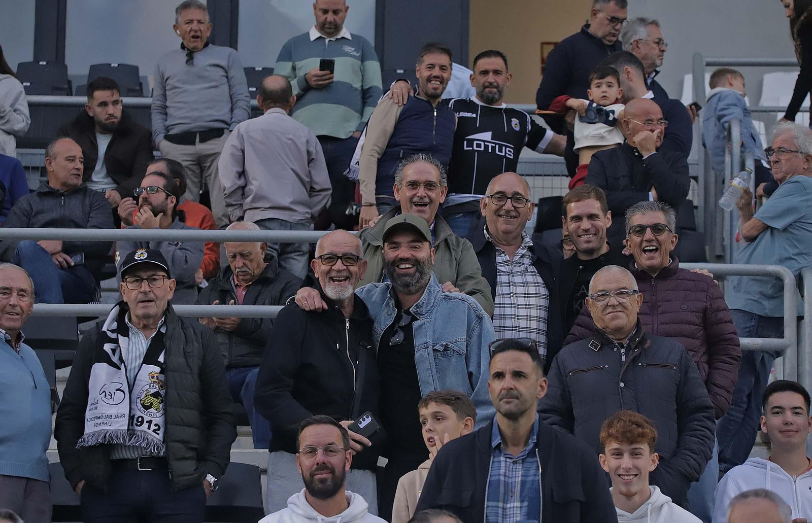 Búscate en el Ciudad de La Línea durante el Balona - Sevilla C