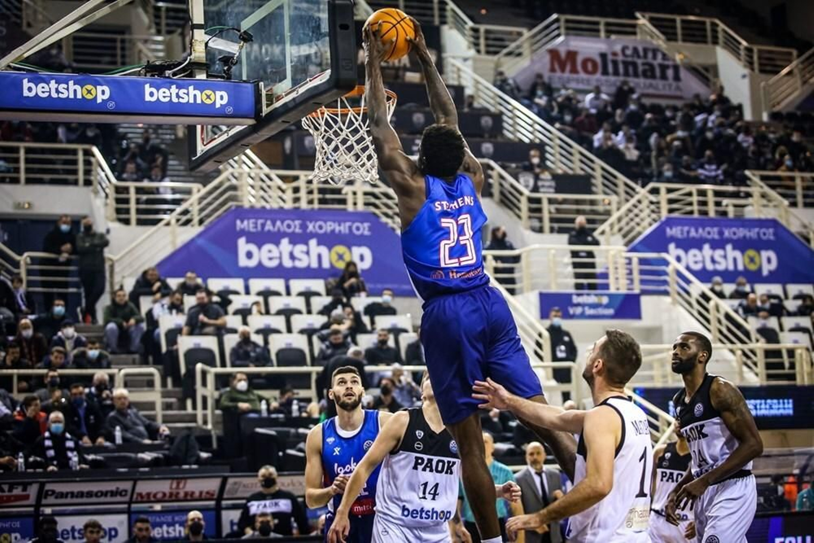 Una imagen del partido entre el PAOK y el Igokea.