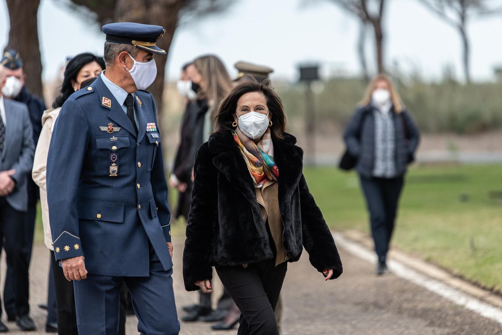 Imágenes de la visita de la Ministra de Defensa Margarita Robles a las instalaciones del INTA