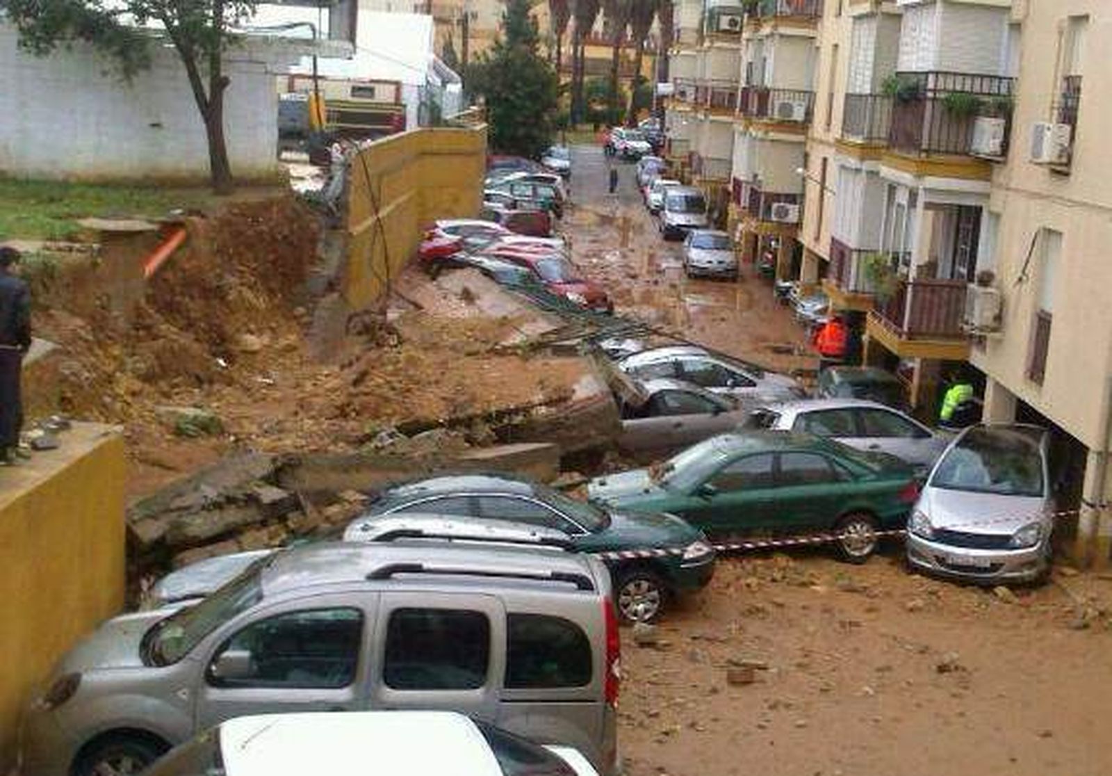 El temporal causa casi 400 incidencias en Sevilla