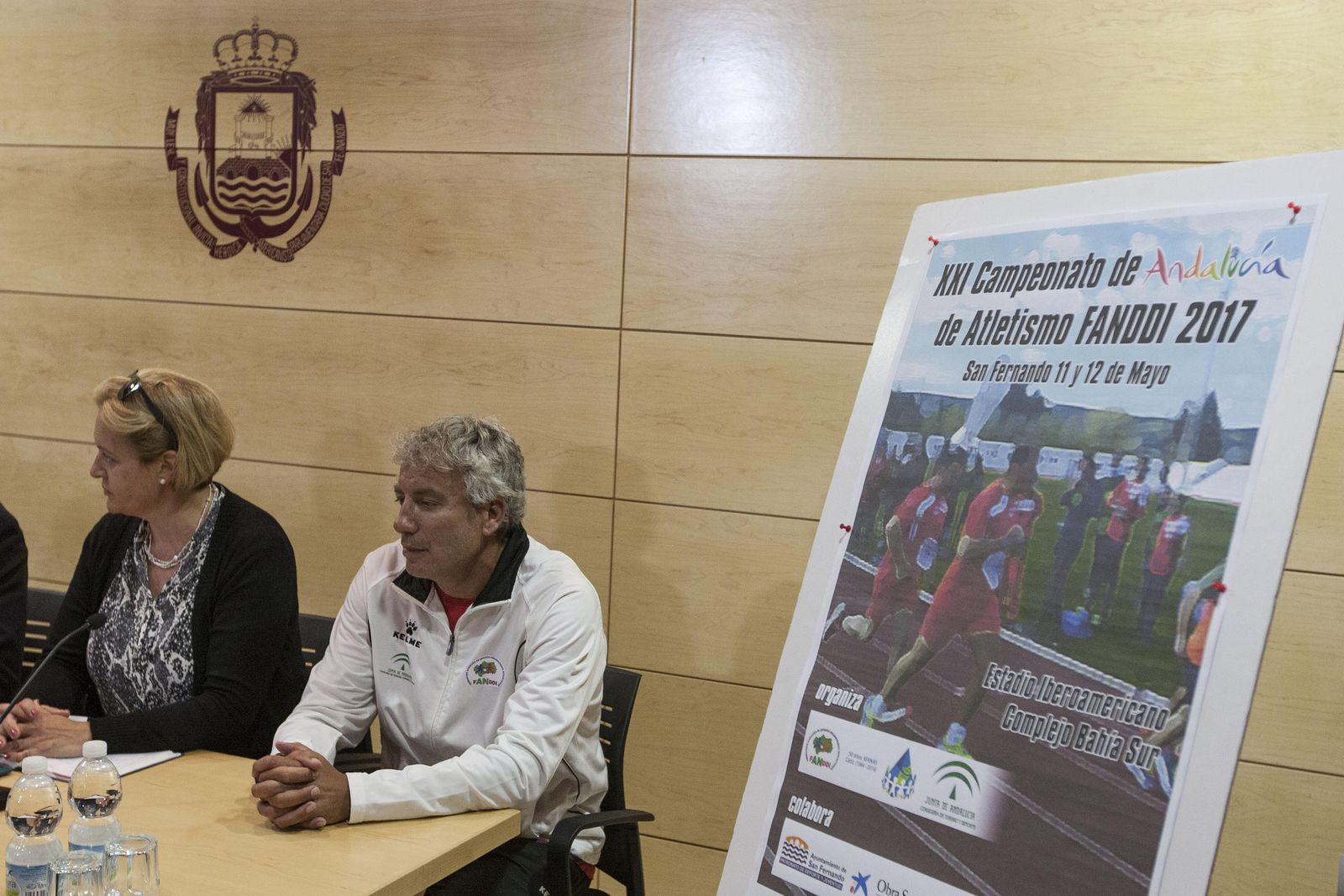 Cartel anunciador de la cita de atletismo de Fanddi.