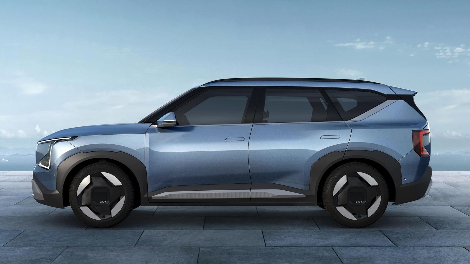 La longitud del EV5 rondará los 4,5 m de largo, aunque éste es un dato aún no facilitado oficialmente.