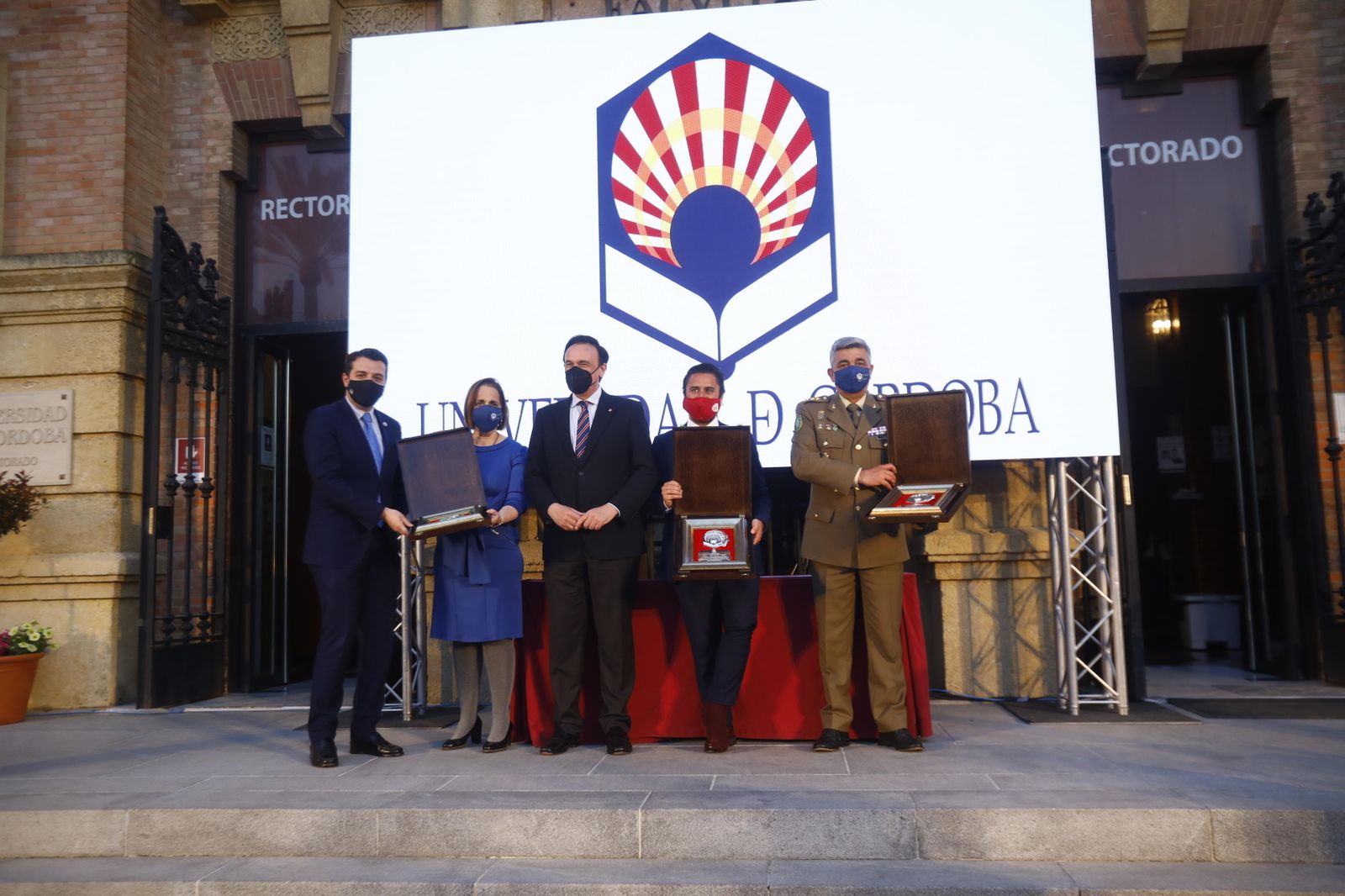 Los galardonados con los premios Tomás de Aquino de la UCO.