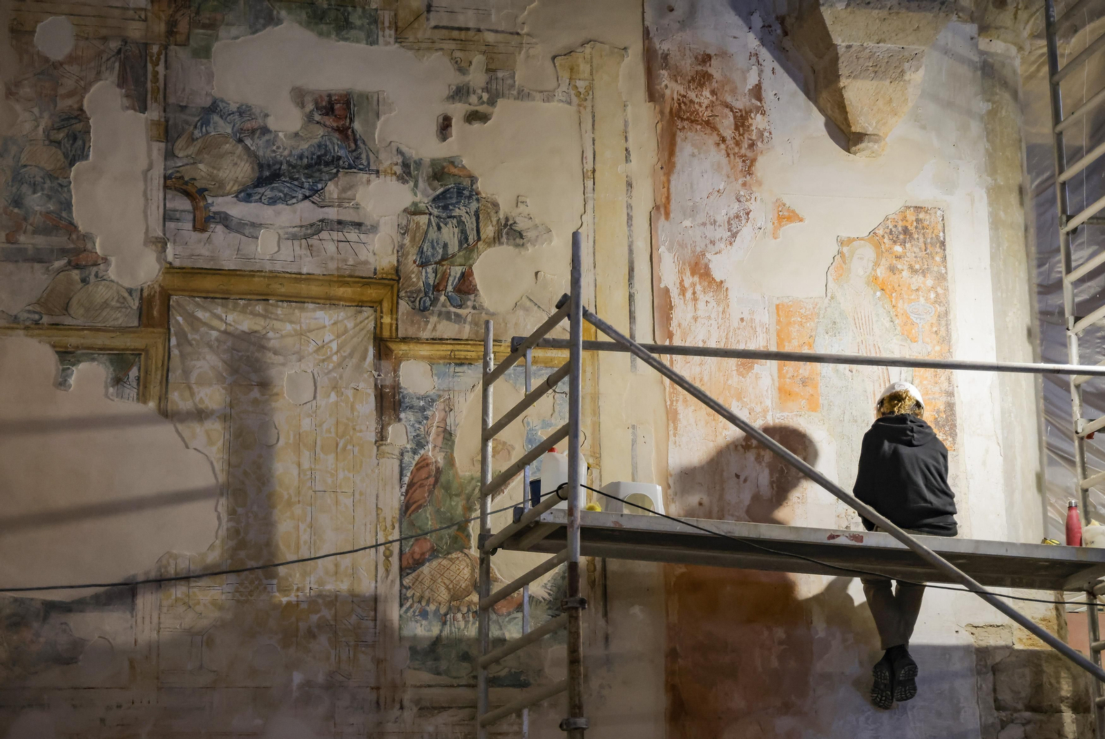 Pinturas en la iglesia de San Pedro de Sanlúcar la Mayor