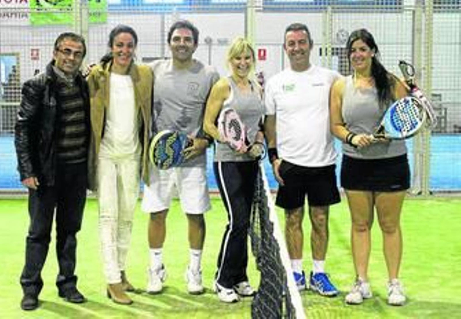 De izquierda a derecha, Miguel Ángel Rodríguez, Ote Martínez, Juanlu, Mónica, Willy y Sara, finalistas.