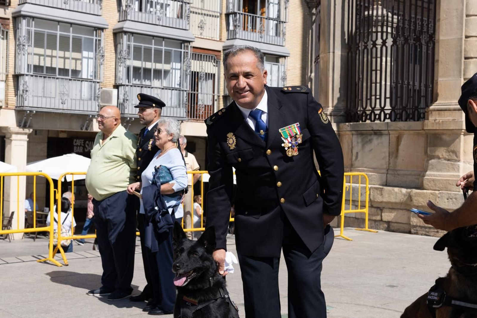 Acto por el día de la Policía Nacional, con motivo de la festividad los Santos Ángeles Custodios