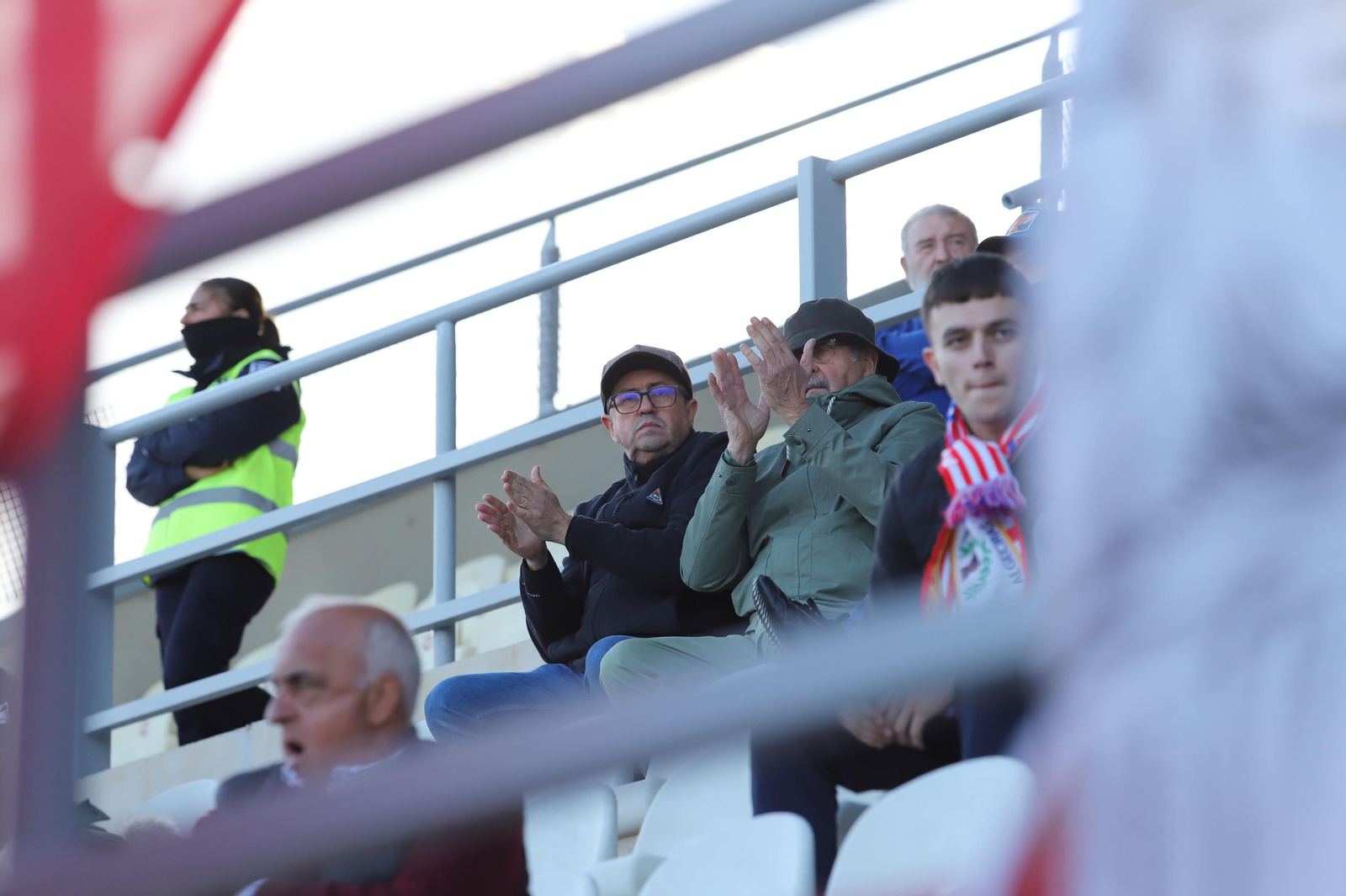 Búscate en el Algeciras CF-Recreativo Granada de Primera Federación