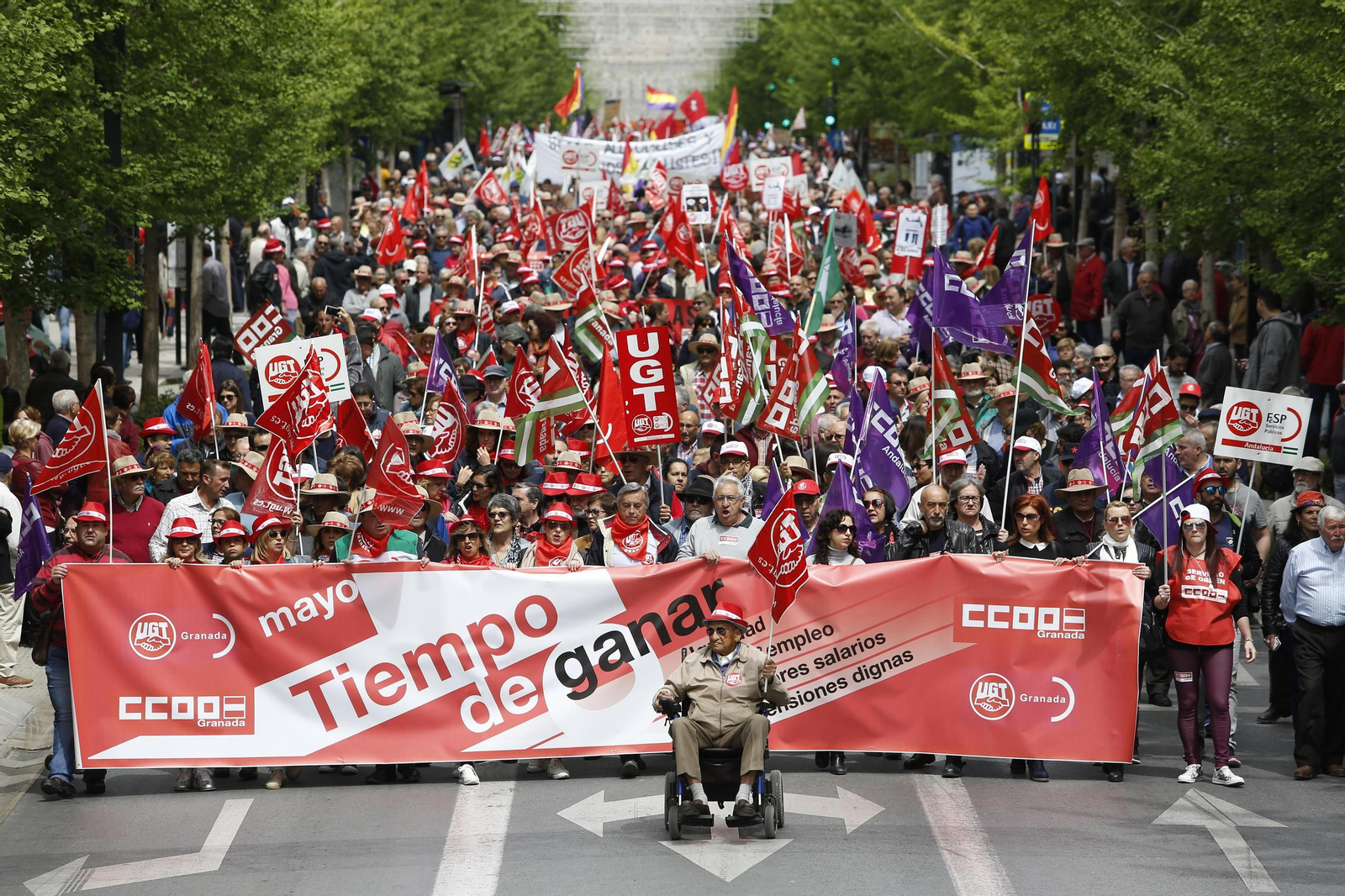 La manifestación del Primero de Mayo de Granada, en imágenes
