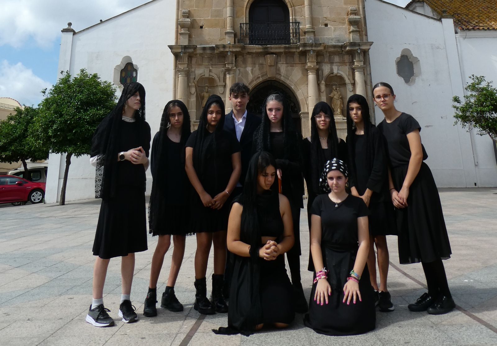 Un grupo de alumnos del IES Sierra Luna en una actividad.