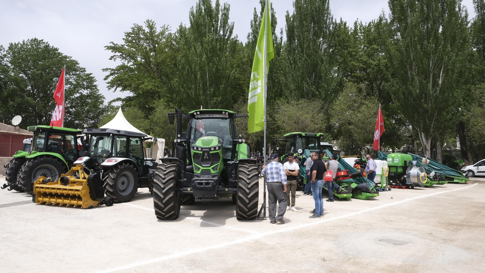 Imágenes de la Terracultura Chirivel 2023, feria de agricultura y maquinaria