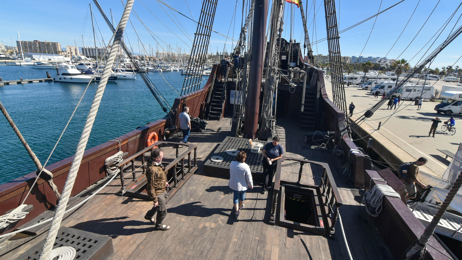 Las fotos del Galeón Andalucía en el Puerto de la Alcaidesa
