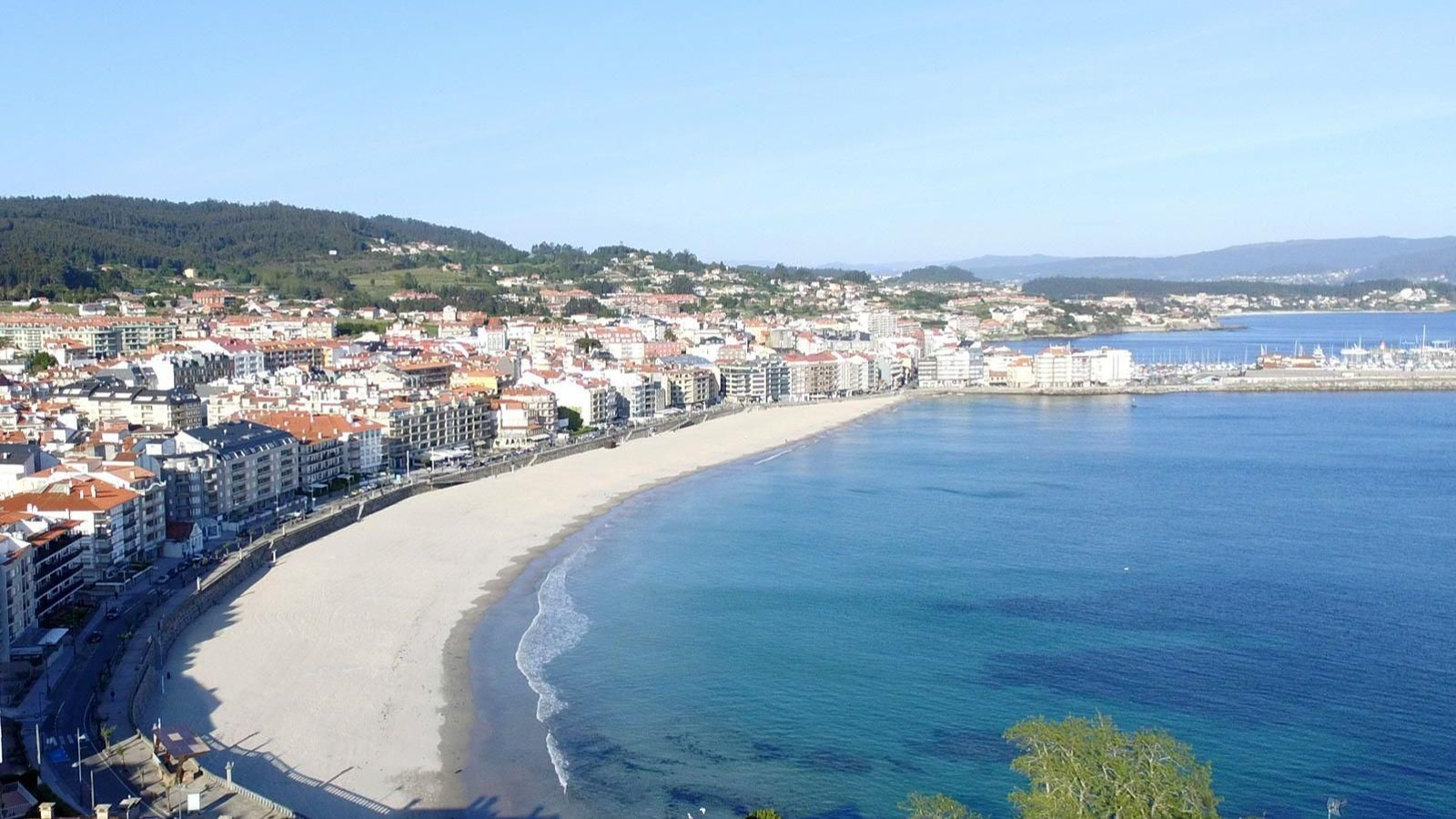 Vista de la costa de Sanxenxo donde se ubicará la nueva promoción.