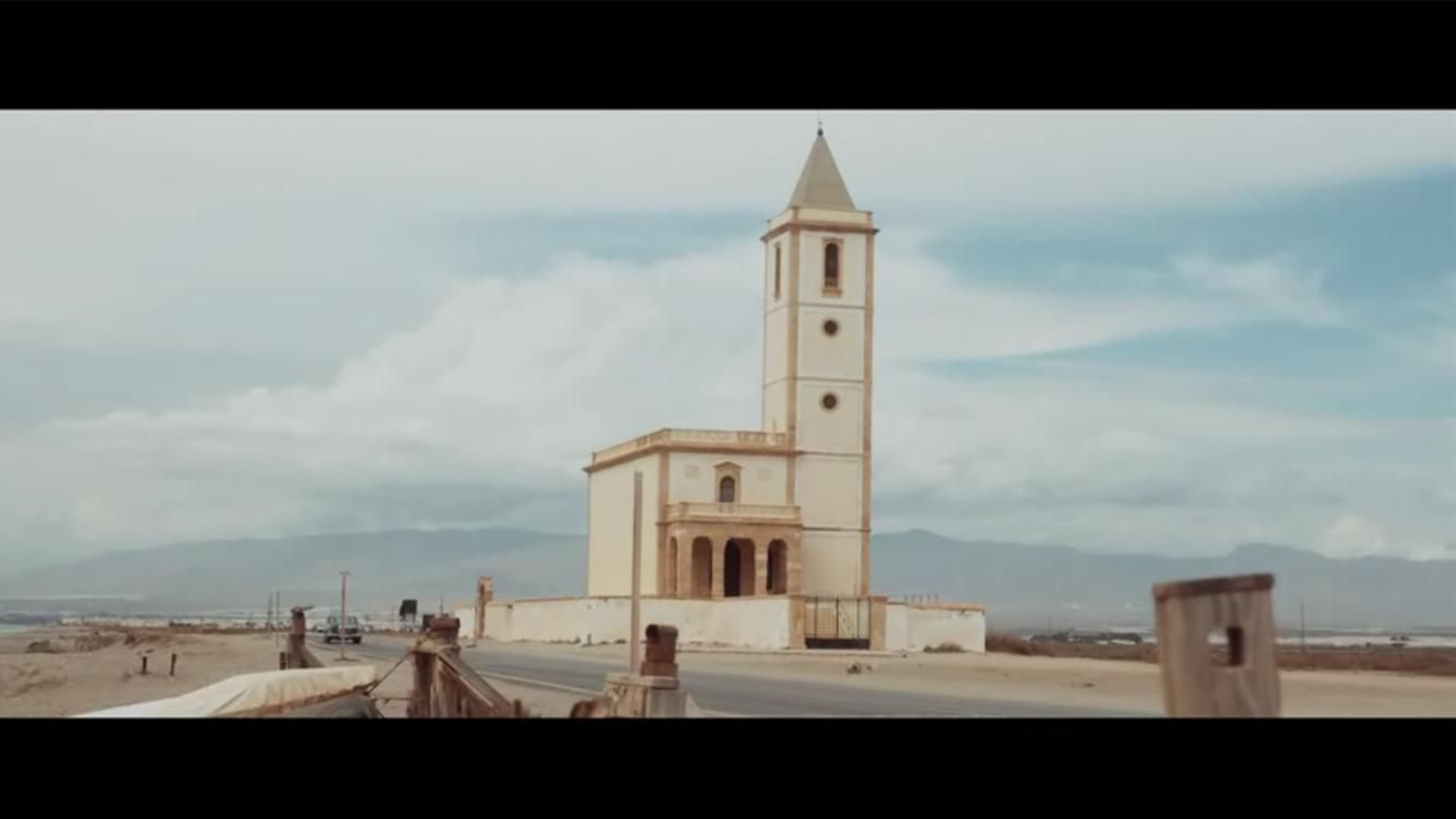 Las playas y escenarios de la serie 'Entre tierras' en Almería