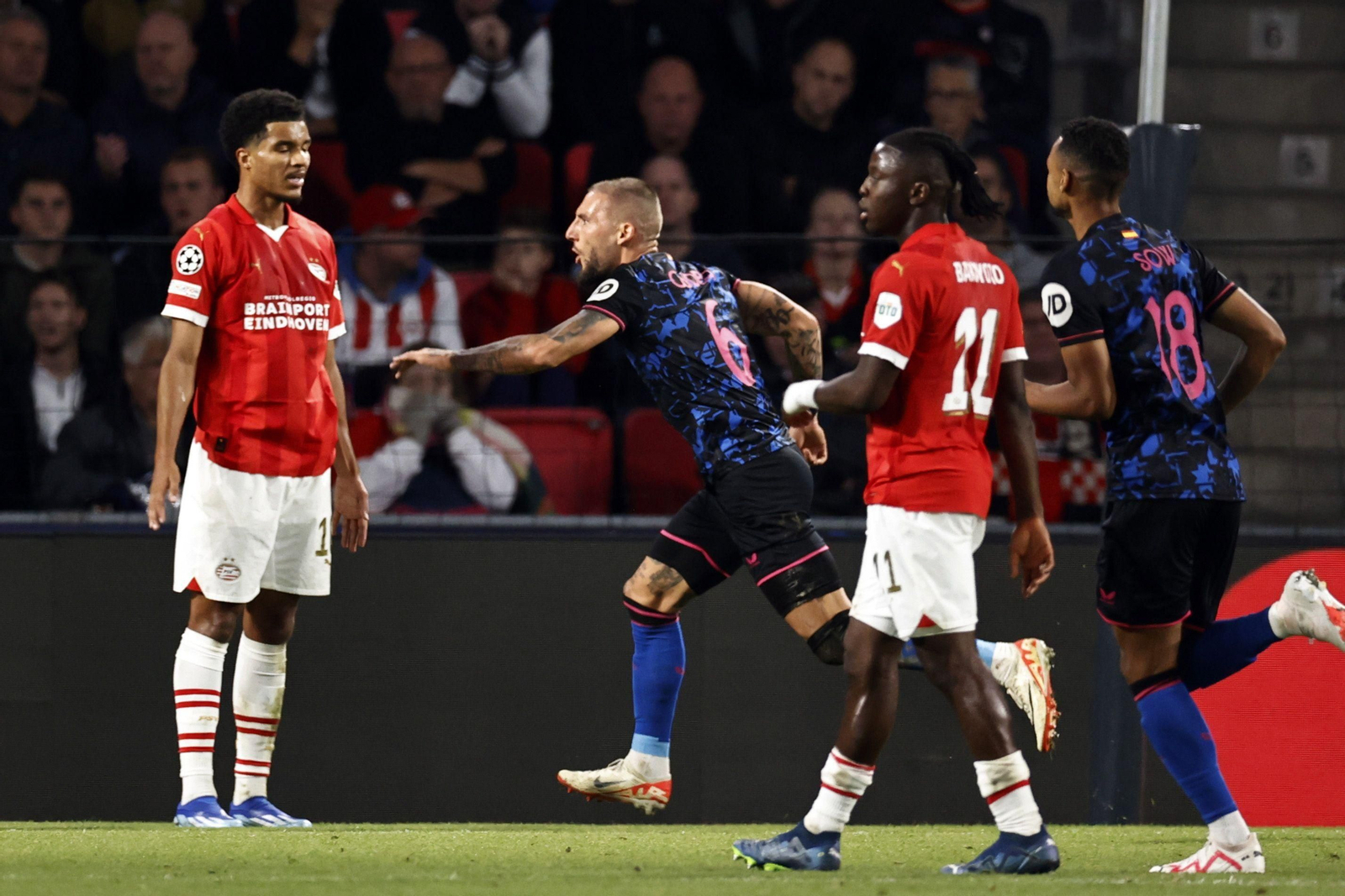 Las fotos del PSV Eindhoven - Sevilla de Champions