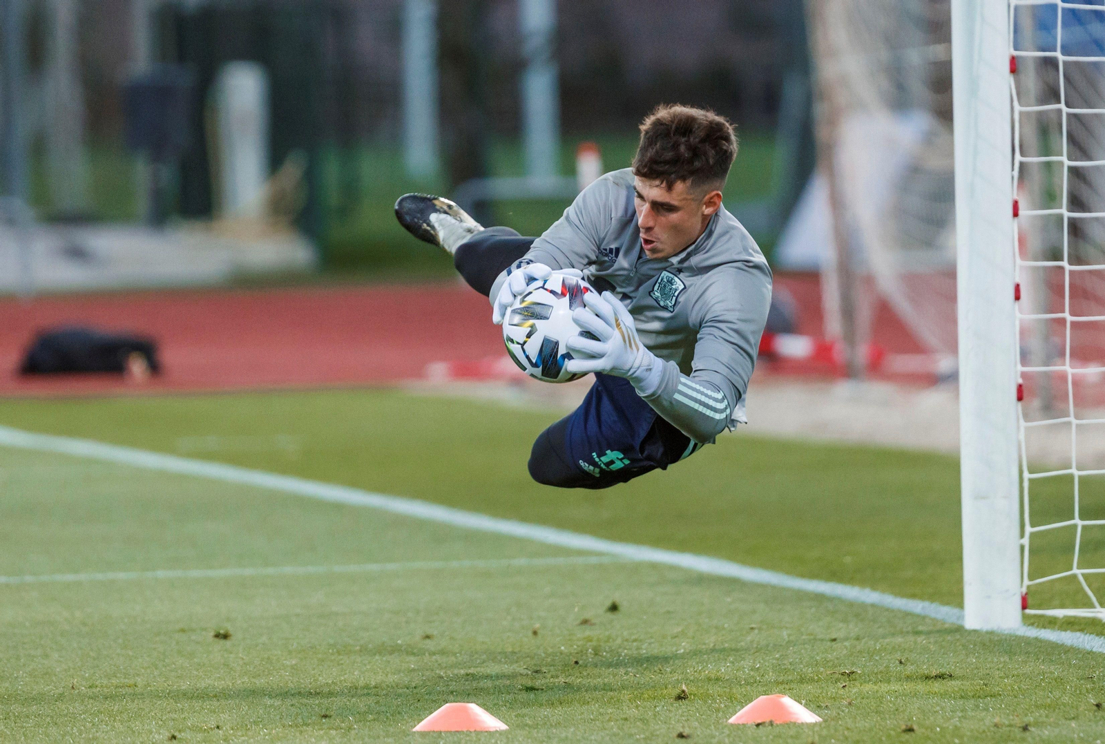 Kepa en un entrenamiento con la selección española
