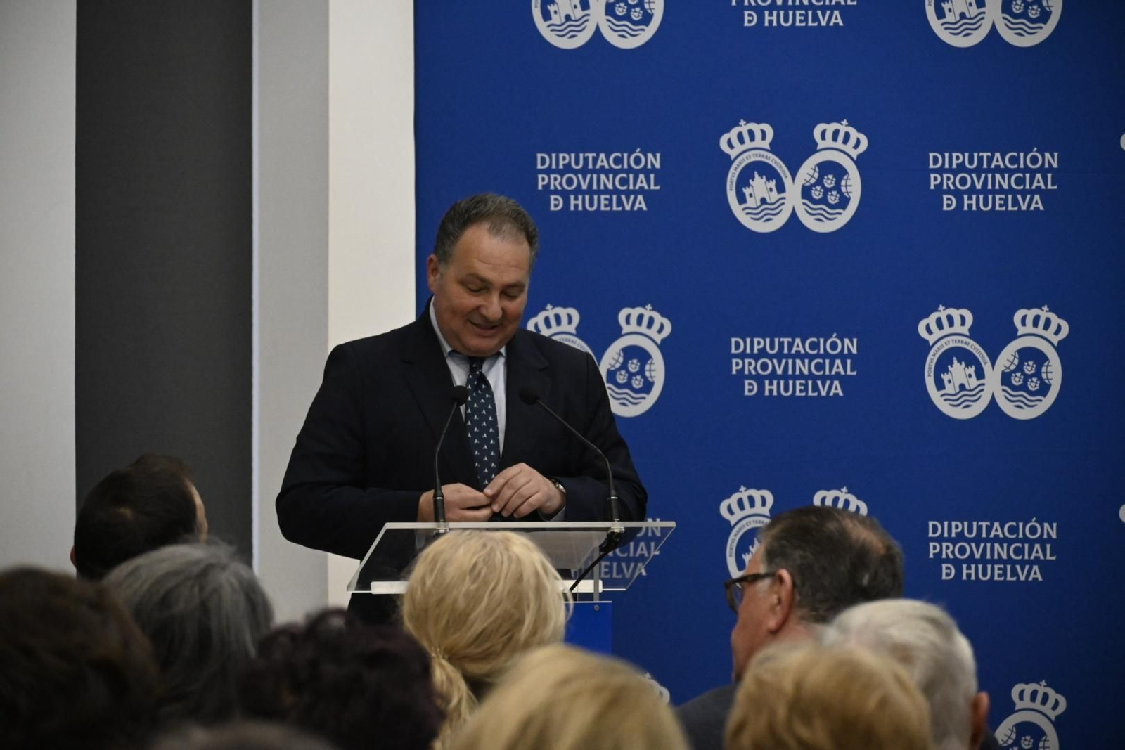 El periodista Rubén Amón presenta su libro `Tenemos que hablar' en imágenes