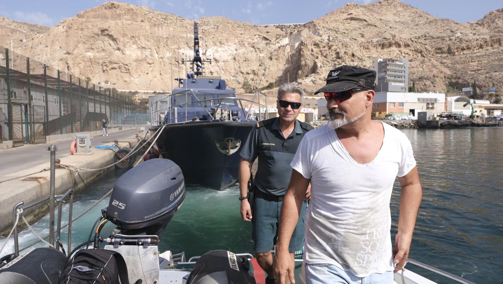 Patrullaje con el Servicio Marítimo de la Guardia Civil, en imágenes