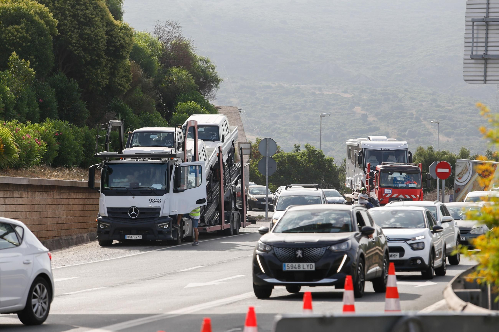 Las protestas por la huelga del metal este martes en el Campo de Gibraltar, en imágenes
