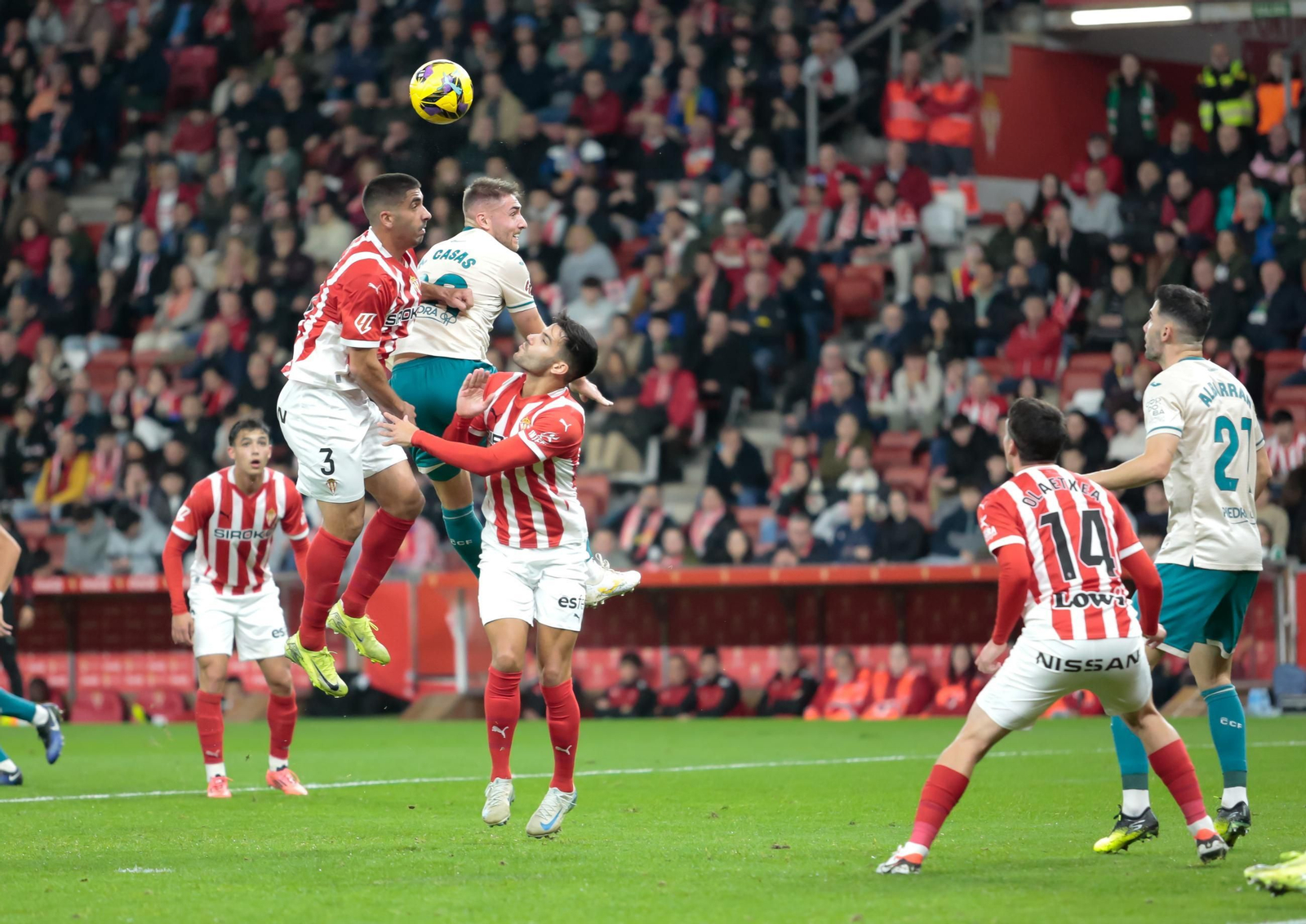 Las mejores fotos del Sporting de Gijón - Córdoba CF en El Molinón