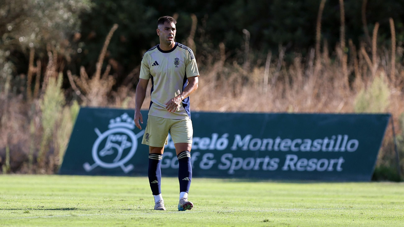 Las imágenes del Recre-Marbella en Montecastillo