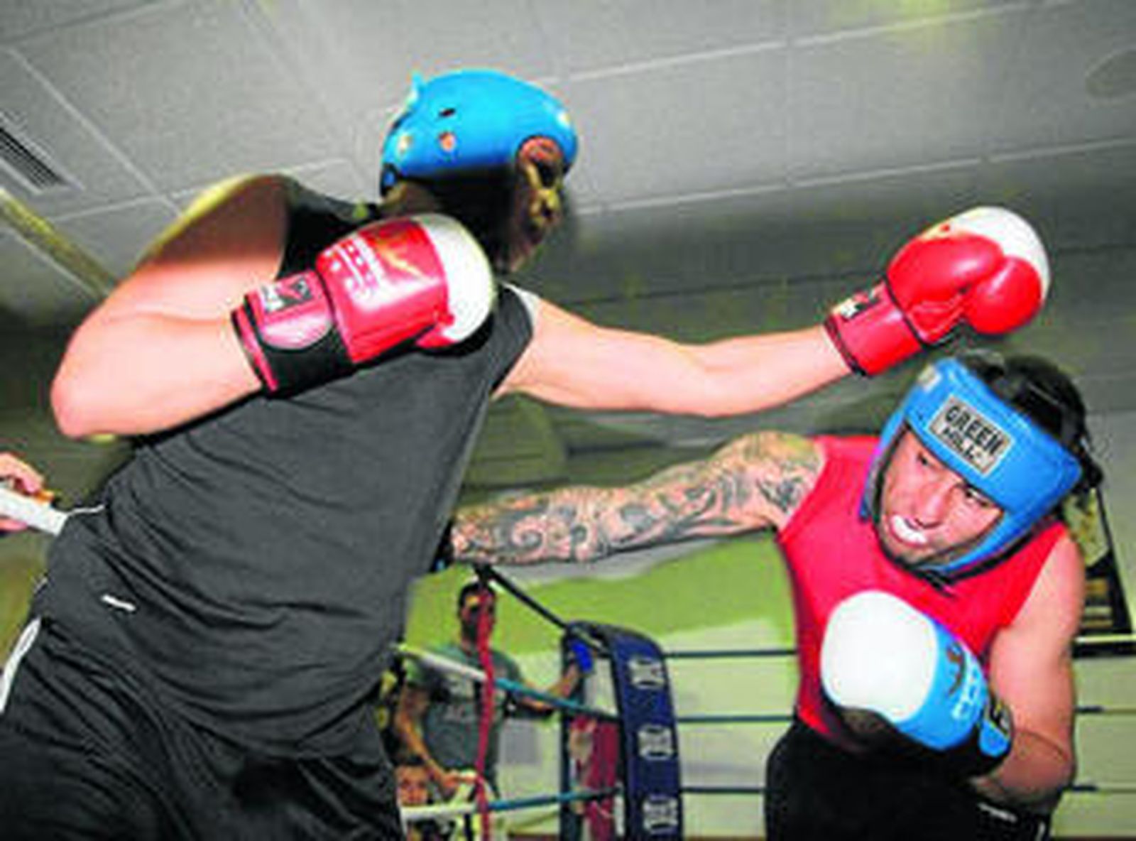 Un momento del entrenamiento en uno de los gimnasios de la provincia.