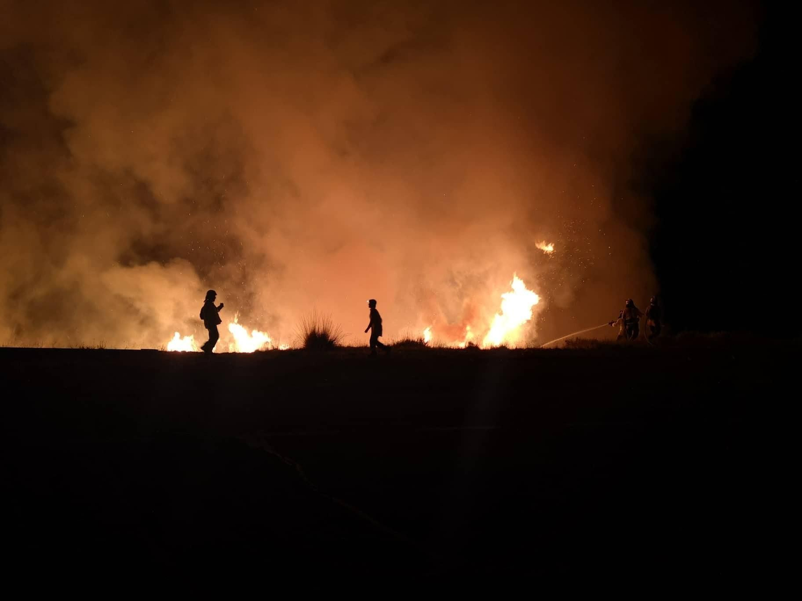 Las imágenes del incendio en Sierra Nevada