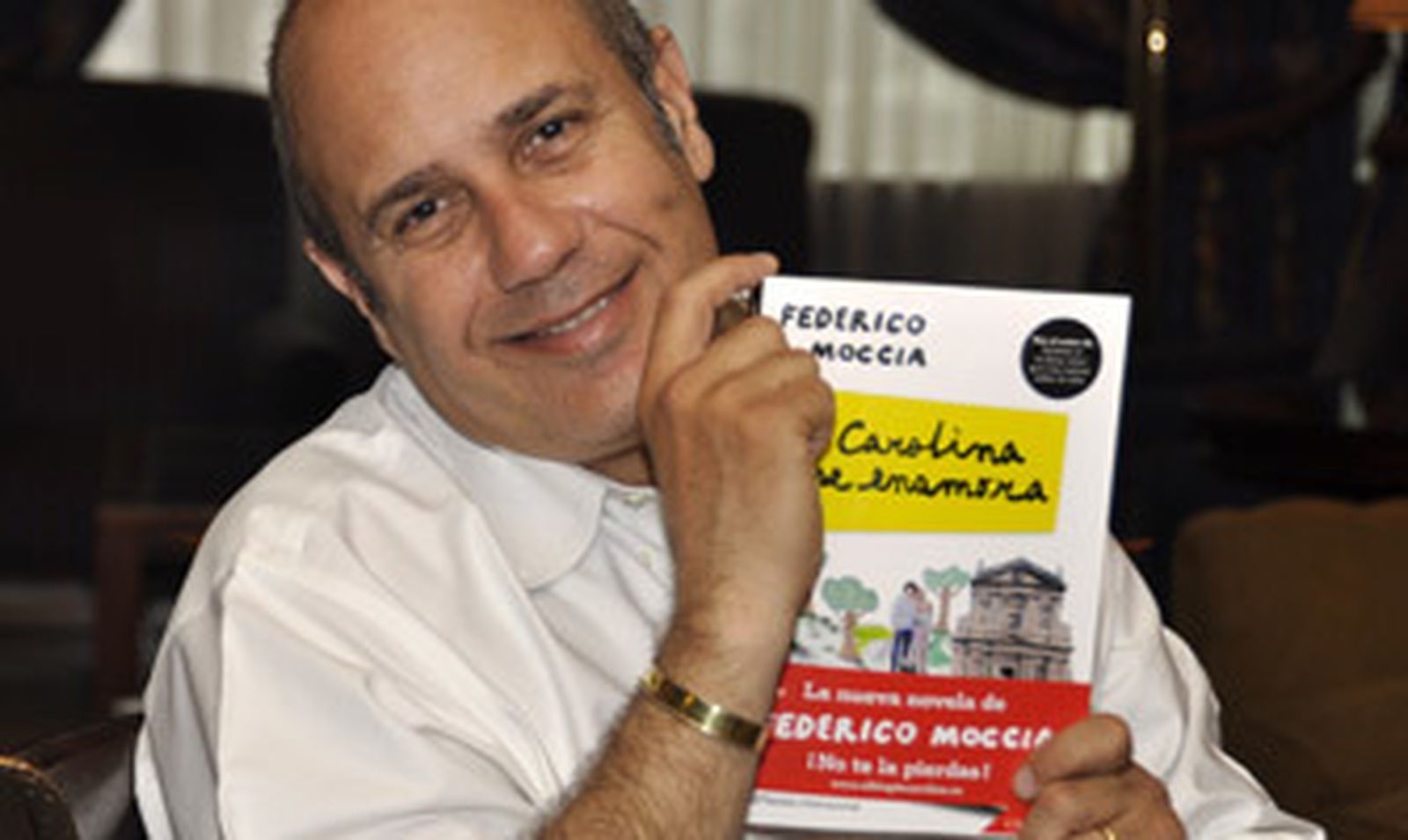 Moccia presenta en Vejer su última novela, 'Tú, simplemente tú'